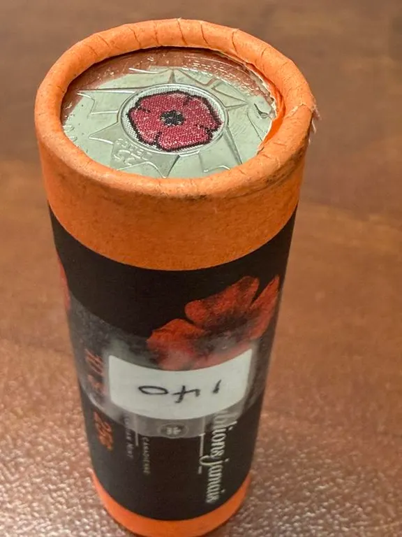 2010 Cdn B.U. Roll Poppy Quarters - Special Wrap