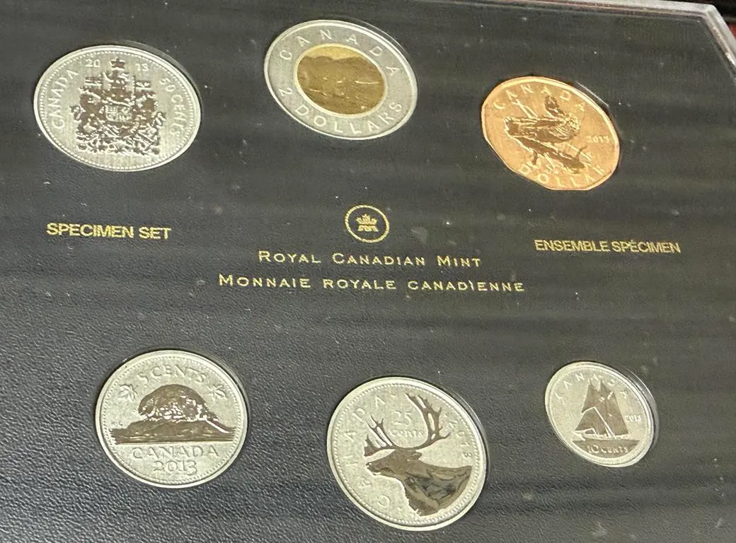 2013 Specimen Set