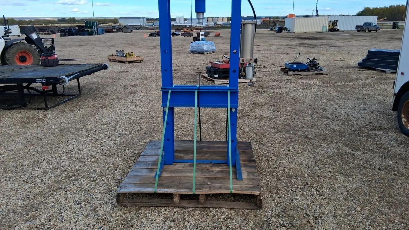 30 Ton Pneumatic Shop Press