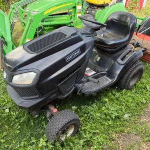 Craftsman Lawn Tractor *See Pictures **This item SOLD LIVE ON-SITE ONLY!!