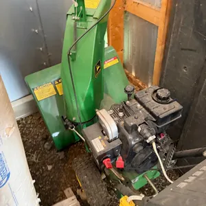 John Deere Snowblower *See Pictures **This item SOLD LIVE ON-SITE ONLY!!