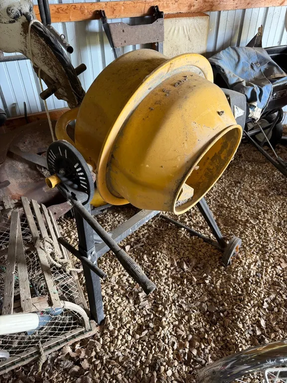 Cement Mixer *See Pictures **This item SOLD LIVE ON-SITE ONLY!!
