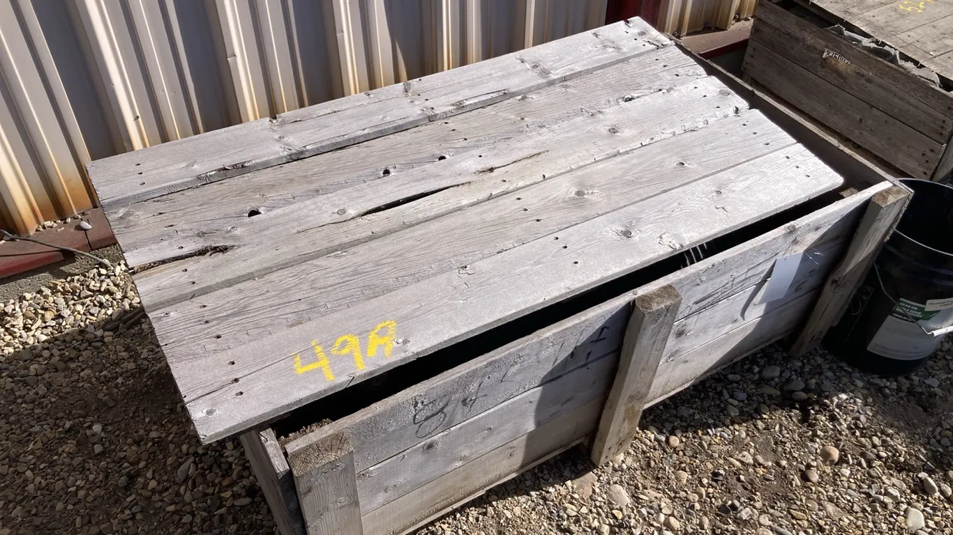 Crate with Roller Sections, Roller Shafts and Blanks for Four-Run Rollers