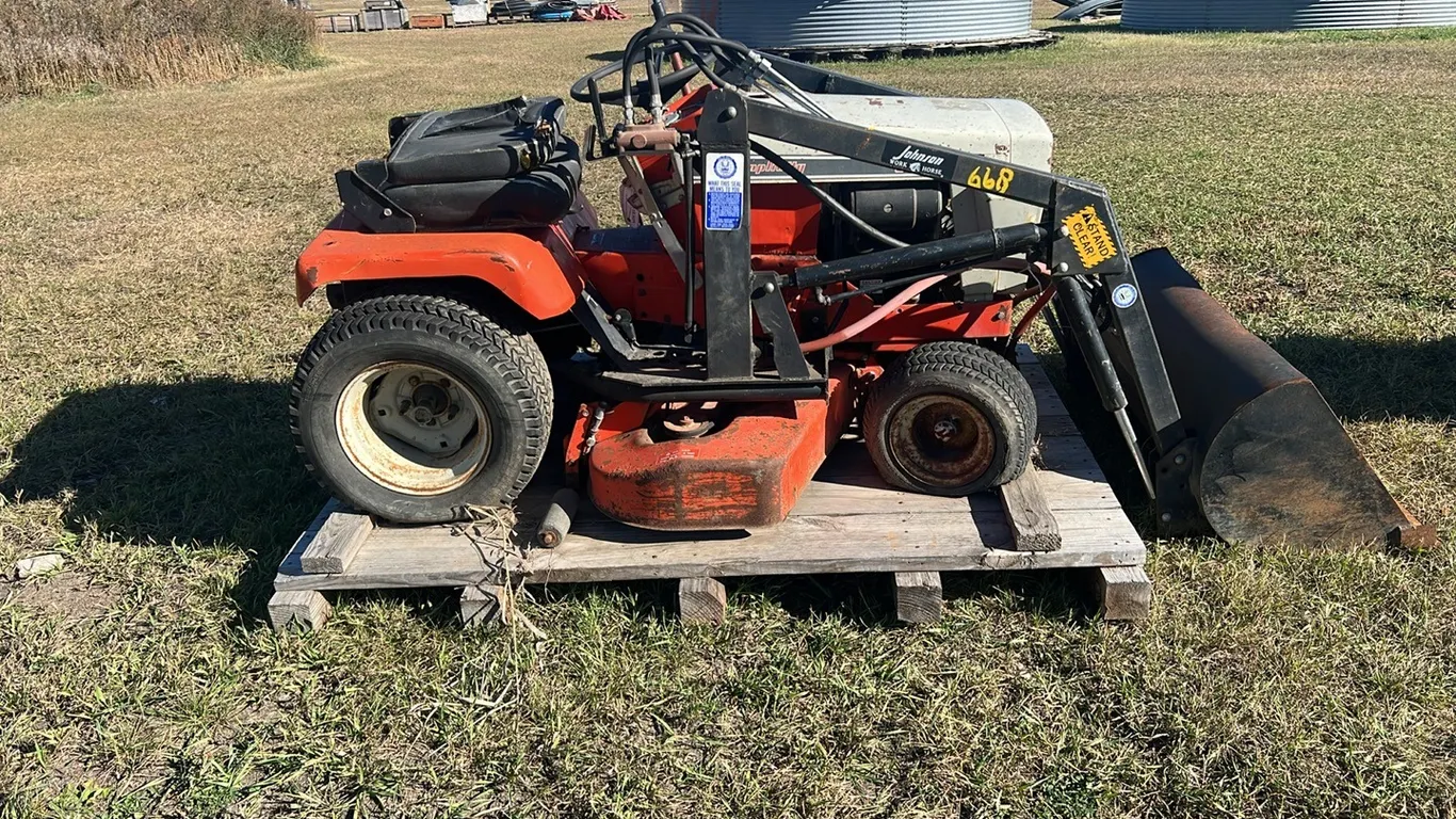 Simplicity 2WD Garden Tractor No Visible VIN