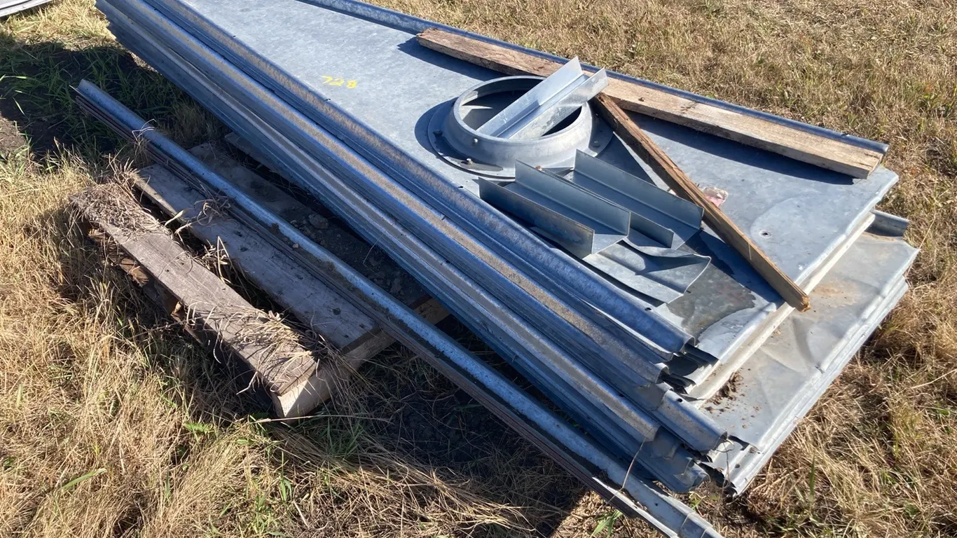 Approximatley 18' Butler Bin Roof with Supports