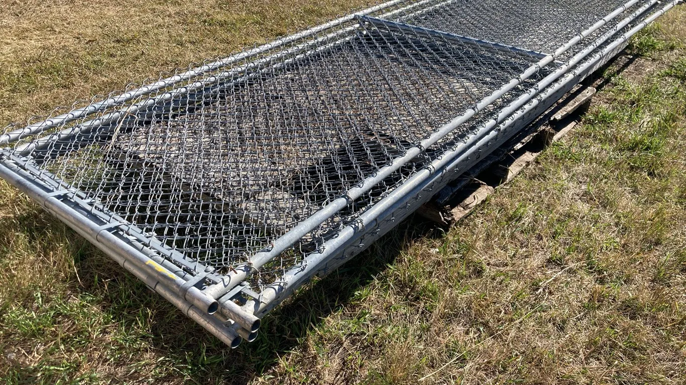(4) 4'x14' Chainlink Pieces of Fence Panels