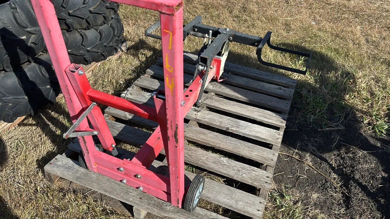 Manual ATV Lift