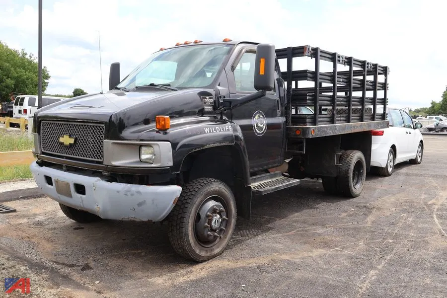 2005 Chevrolet Kodiak C5500 Stake Dump Truck (K164)