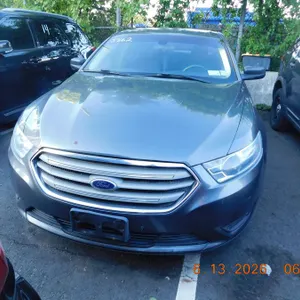 (#5862) 2016 Ford Taurus 4 Door Sedan
