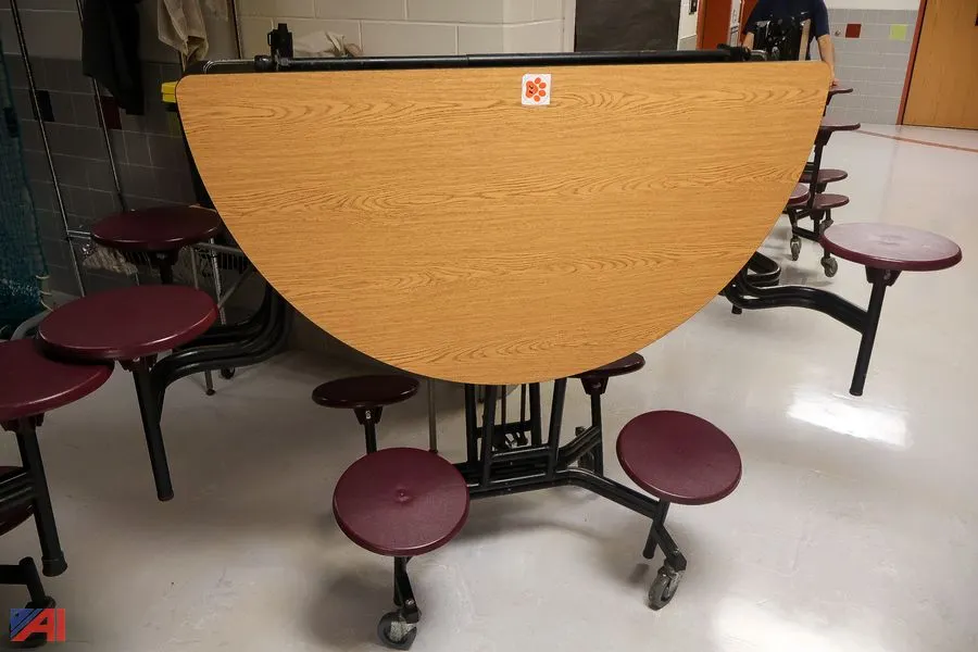 (10) 60'' Roll-N-Fold Cafeteria Tables