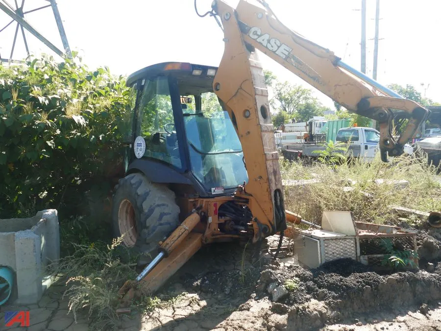 (#1) 2002 Case 590 Super M Backhoe w/ Extendahoe