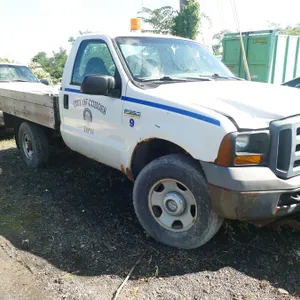 (#2-9)  2006 Ford F-350 Super Duty Pickup Truck
