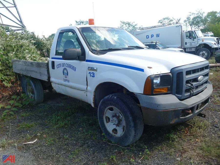 (#3-13) 2006 Ford F-350 Super Duty Pickup Truck