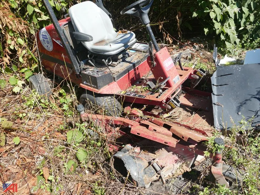 (#12) Toro Groundsmaster 228-D Mower
