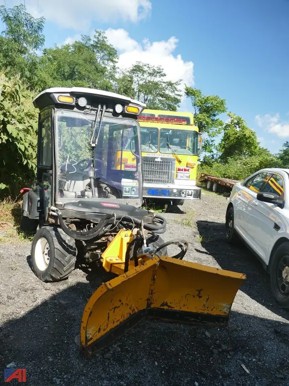 (#13) Groundsmaster 360 4-Wheel Drive Multi-Purpose Machine w/ Plow