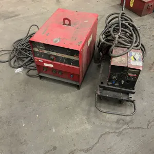 Lincoln CV-300 Welder & LN-7 Feeder
