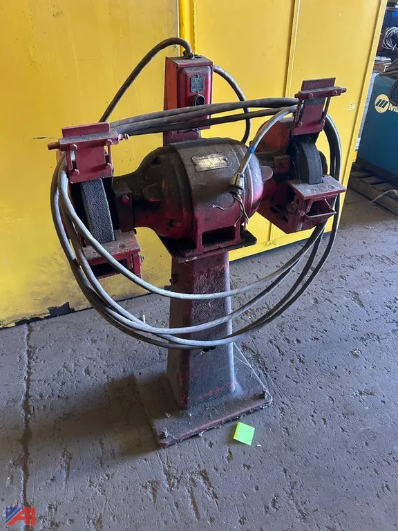 Pedestal Grinder