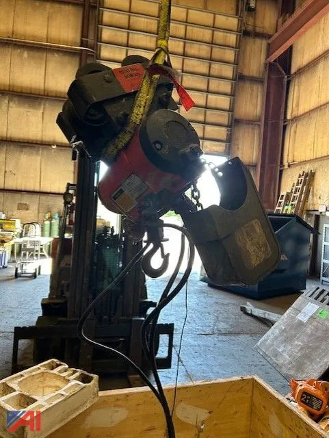 Gardner Denver KG-5 Air Hoist with Manual Trolley