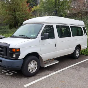 2013 Ford E-250 Wheelchair Van