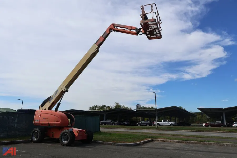 2004 JLG 660SJ Boom Lift (M894)