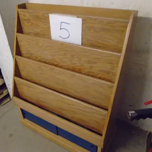 (1) Oak Magazine Rack