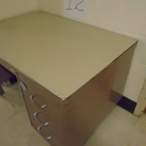 (1) Metal Teacher's Desk