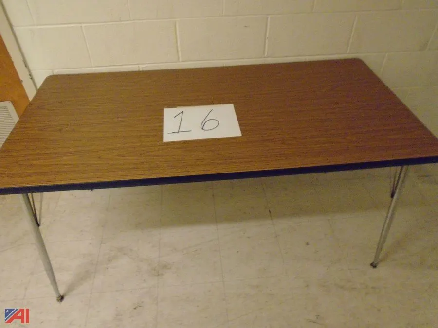 (1) Table w/ Adjustable Legs