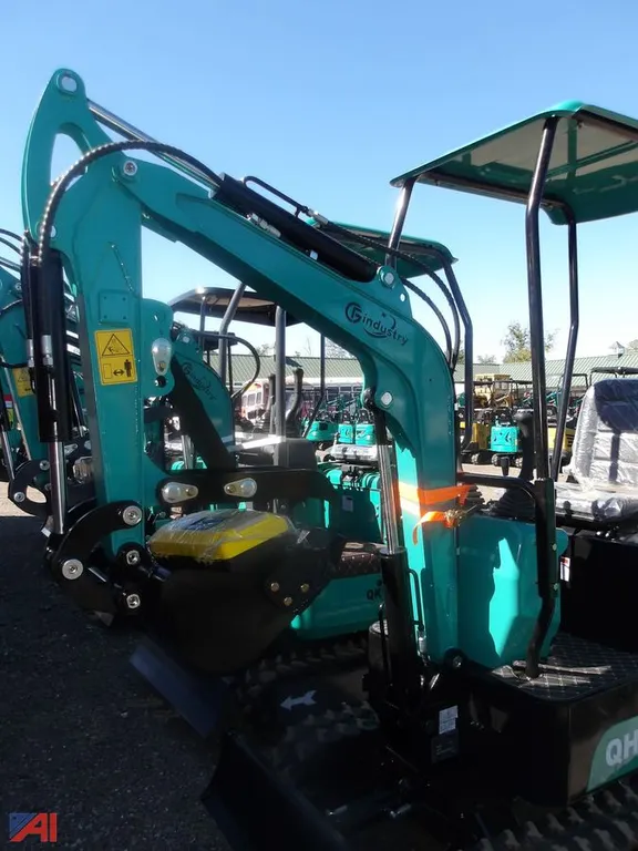 CFG Mini Excavator QH12R