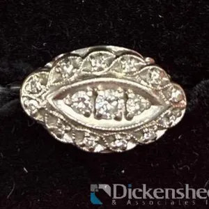 14K WHITE GOLD DIAMOND RING