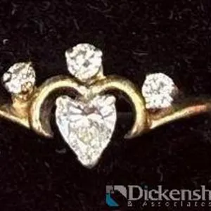 14K WHITE GOLD DIAMOND HEART RING