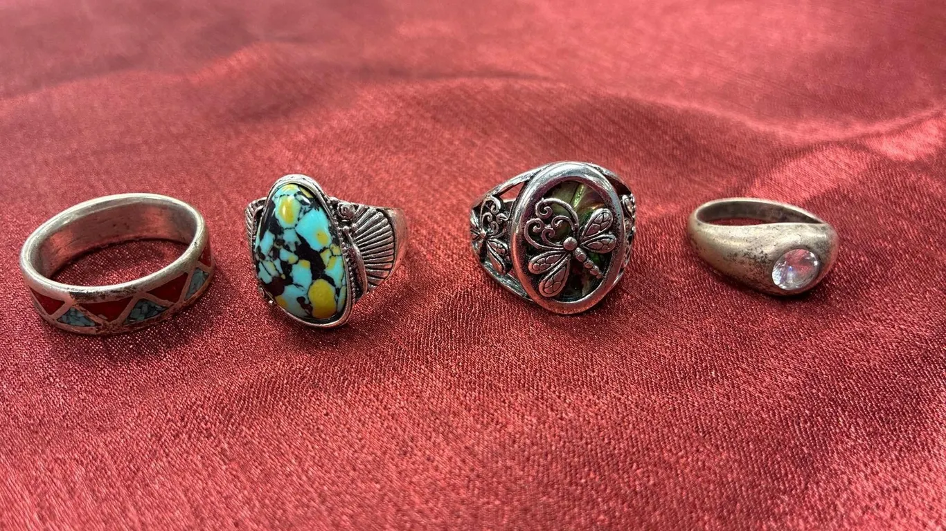 VARIETY OF STERLING SILVER RINGS - QTY (4)