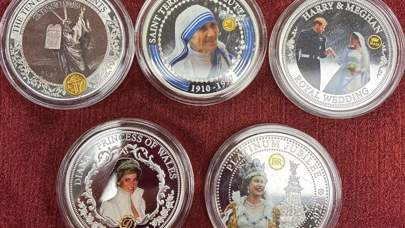 (5) COMMEMORATIVE COINS