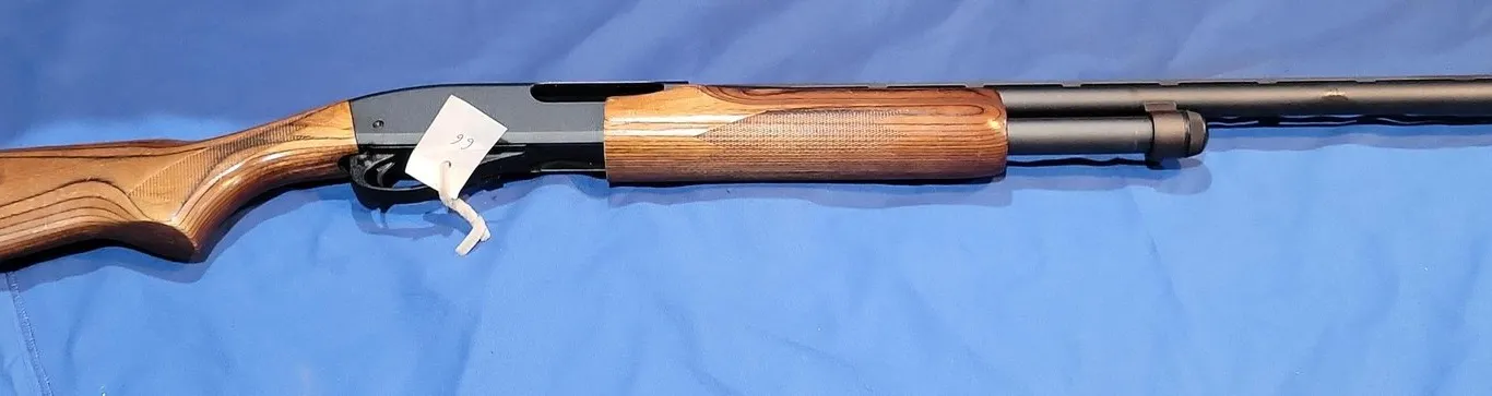 SHOTGUN REMINGTON 870 20 GA. (2 3/4" & 3"), S/N: AB477695U