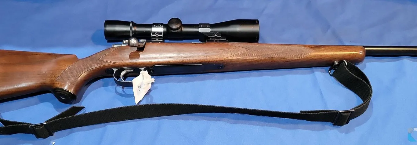 RIFLE FABRIQUE NATIONALE (FN) MODEL 1950 / FN-75 .30-06, S/N: 3698