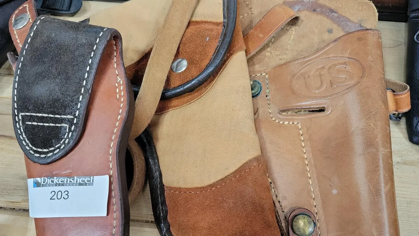 (3) LEATHER AND SUEDE HOLSTERS