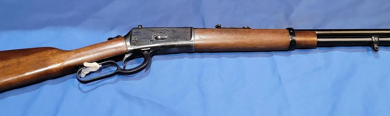 RIFLE ROSSI MODEL 92 .44-40, S/N: N022034
