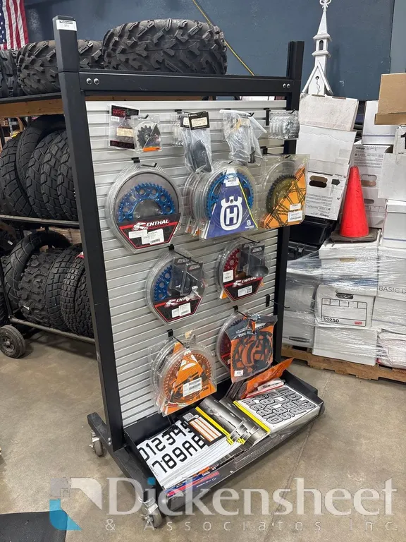 METAL DISPLAY RACK