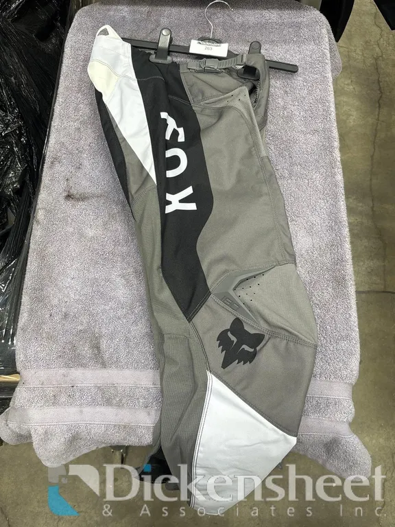 FOX RACING PANTS SZ YOUTH 28