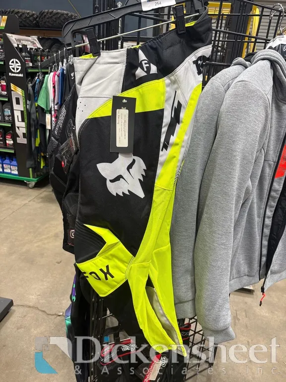 FOX RACING PANTS SZ Y26