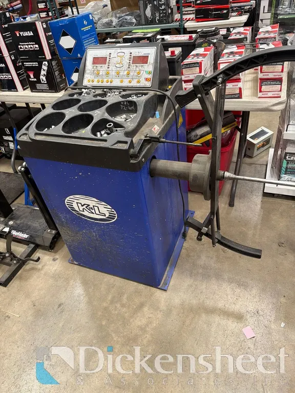 K & L WHEEL BALANCER