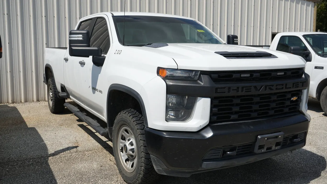 2020 Chevrolet Silverado 3500HD Crew Cab Pickup