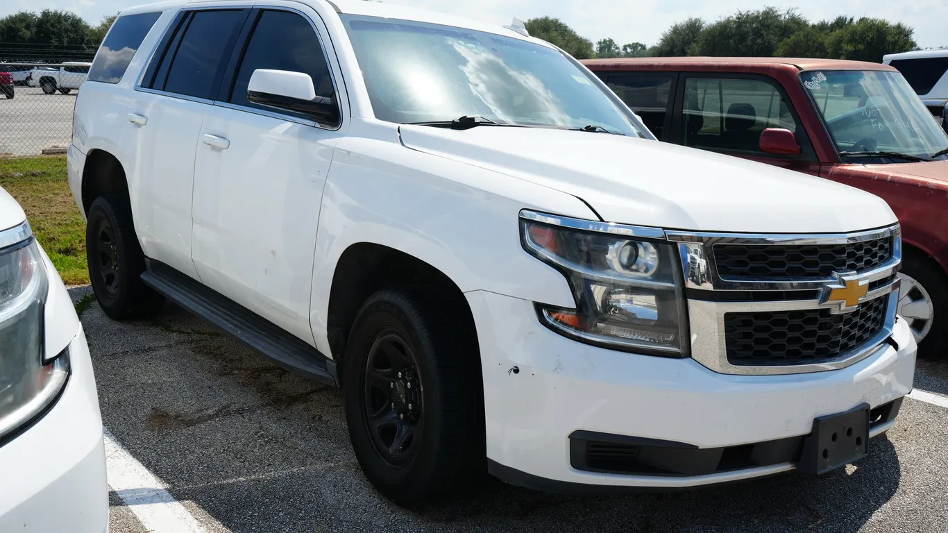 2018 Chevrolet Tahoe (Wrecked) - Will Need to be Towed