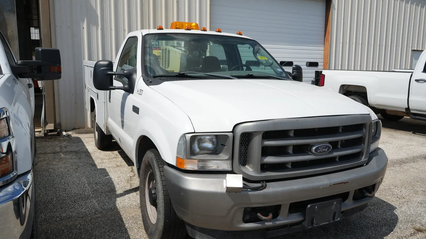 2003 Ford F350 XL Super Duty Service Truck