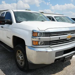 2018 Chevrolet Silverado 2500HD Crew Cab Pickup