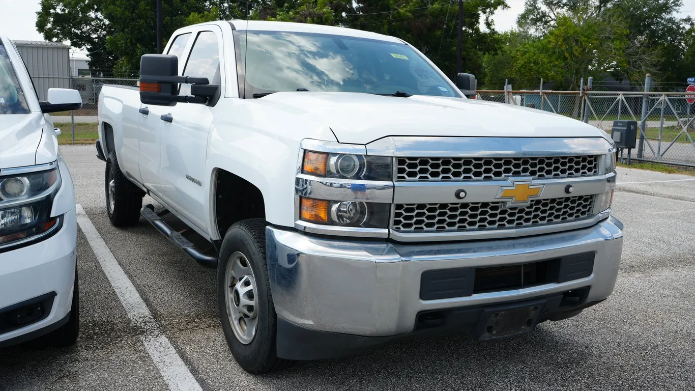 2019 Chevrolet Silverado 2500HD Crew Cab Pickup