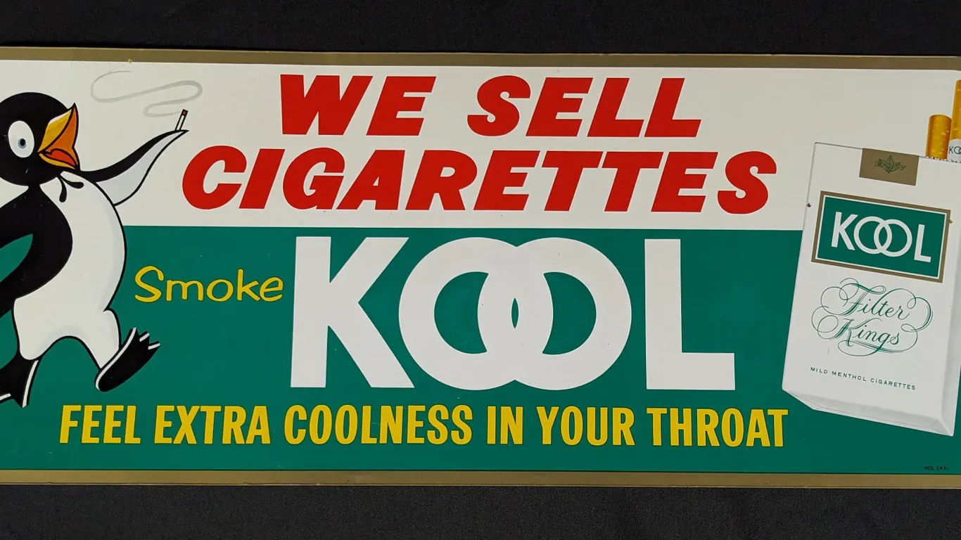 TIN SIGN WE SELL CIGARETTES SMOK KOOL FEEL EXTRA COOLNESS IN YOUR THROAT (PENGUIN) (ORIGINAL BOX)