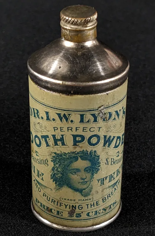 RARE TOOTH POWDER TIN DR. J. W. LYONS NEW YORK