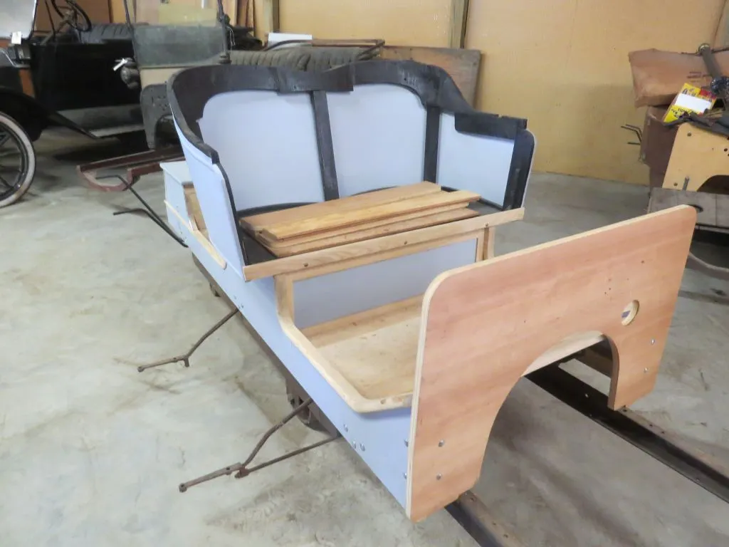 1911-1912 Ford Model T Runabout Body