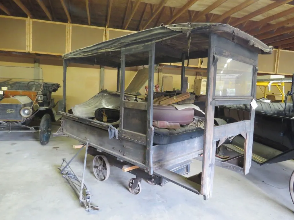 Original condition Huckster/ Delaware Body