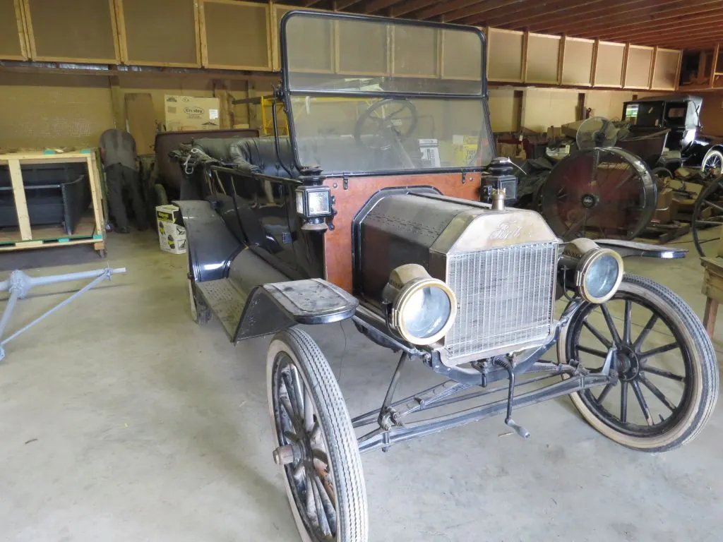 1914 Ford Model T Touring